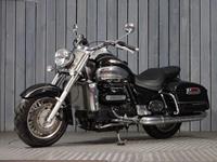 TRIUMPH ROCKET III TOURING