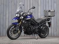 TRIUMPH TIGER 800