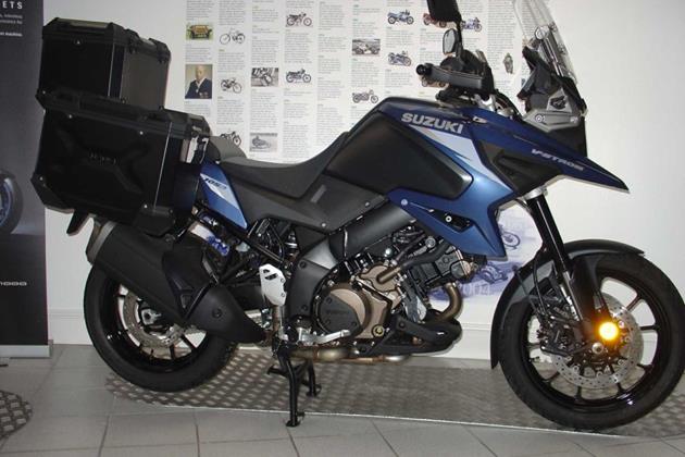 SUZUKI DL1000 V-STROM GRAND TOURING