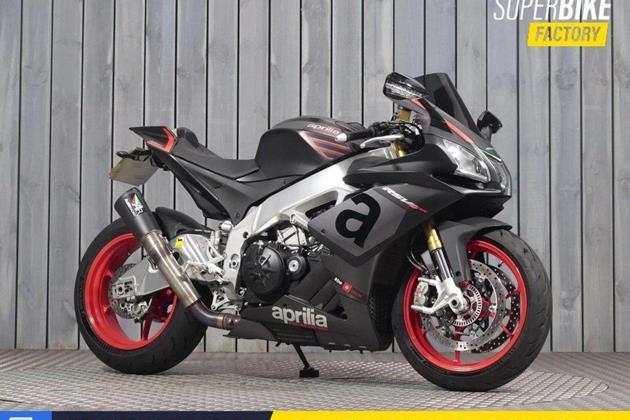 APRILIA RSV4