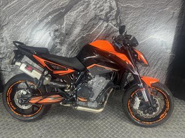 KTM 890 DUKE