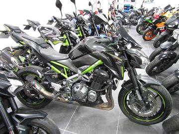 KAWASAKI Z900