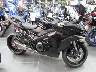 SUZUKI GSX-S1000 