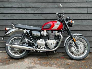 TRIUMPH BONNEVILLE T120