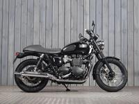 TRIUMPH BONNEVILLE T100