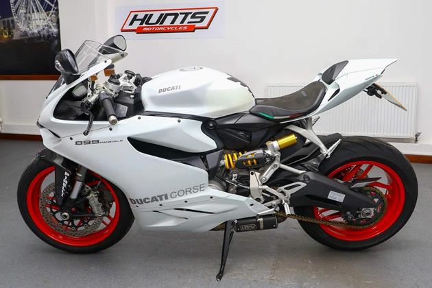 DUCATI 899 PANIGALE