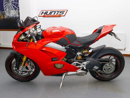 DUCATI PANIGALE V4S