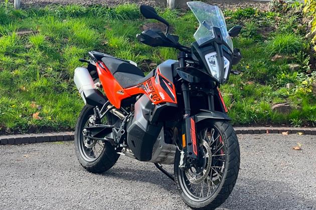 KTM 890 ADVENTURE