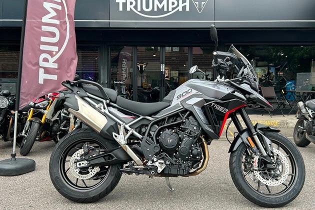 TRIUMPH TIGER 900 GT PRO