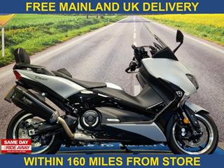 YAMAHA TMAX 530 