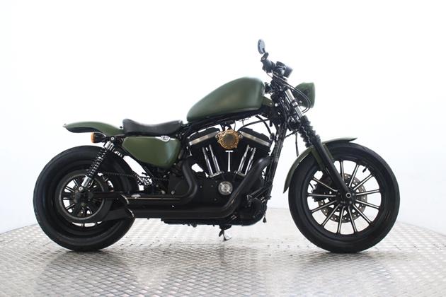 HARLEY-DAVIDSON SPORTSTER 883