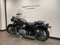 TRIUMPH SPEEDMASTER 1200