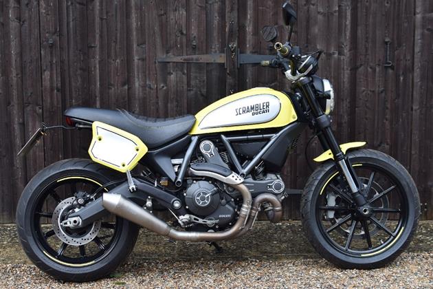 DUCATI SCRAMBLER 800