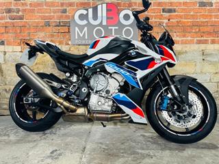 BMW M1000R 