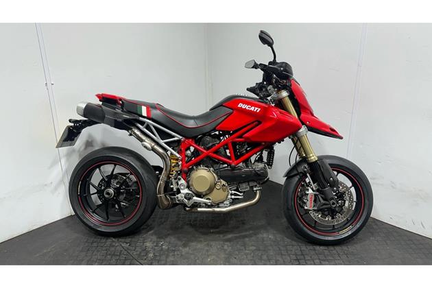 DUCATI HYPERMOTARD 1100S