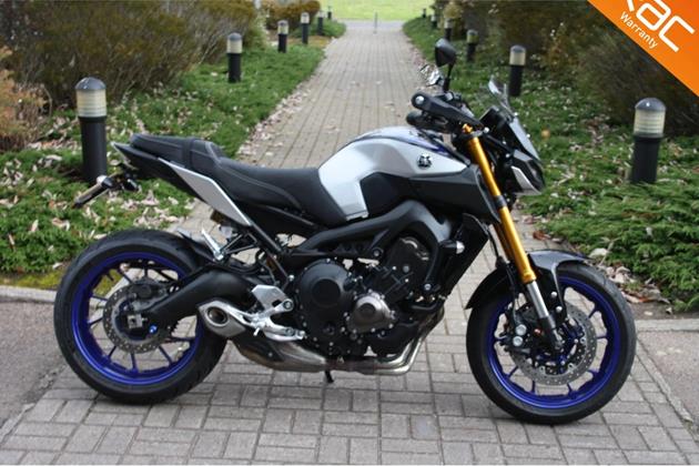 YAMAHA MT-09 SP