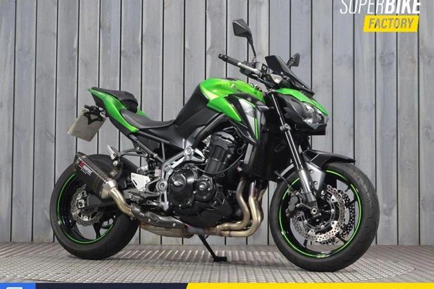 KAWASAKI Z900