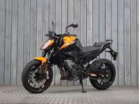 KTM 890 DUKE