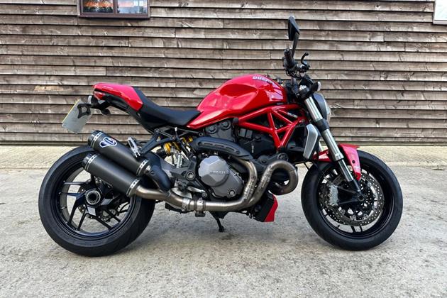 DUCATI MONSTER 1200