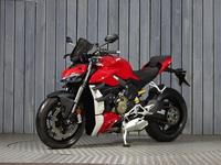 DUCATI STREETFIGHTER V4