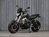 YAMAHA MT-09