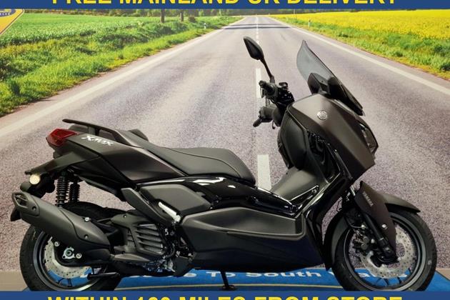 YAMAHA XMAX 125