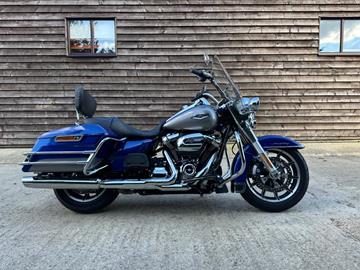 HARLEY-DAVIDSON ROAD KING