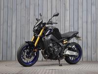 YAMAHA MT-09