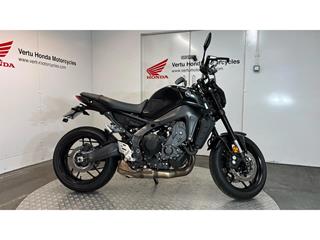 YAMAHA MT-09 