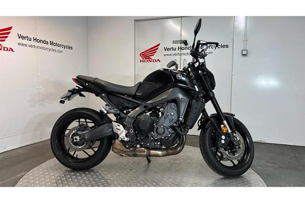 YAMAHA MT-09