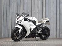 HONDA CBR1000RR FIREBLADE