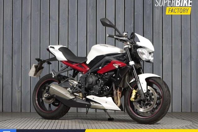 TRIUMPH STREET TRIPLE 675