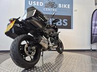 BMW F900XR