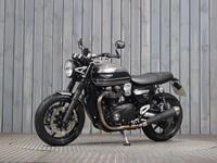 TRIUMPH SPEED TWIN 1200