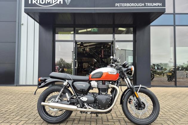 TRIUMPH BONNEVILLE T100