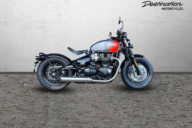 TRIUMPH BONNEVILLE BOBBER