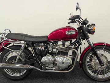 TRIUMPH BONNEVILLE 800