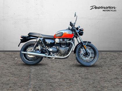 TRIUMPH BONNEVILLE T100