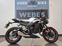 TRIUMPH STREET TRIPLE R