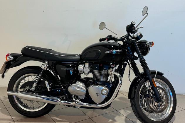 TRIUMPH BONNEVILLE T120