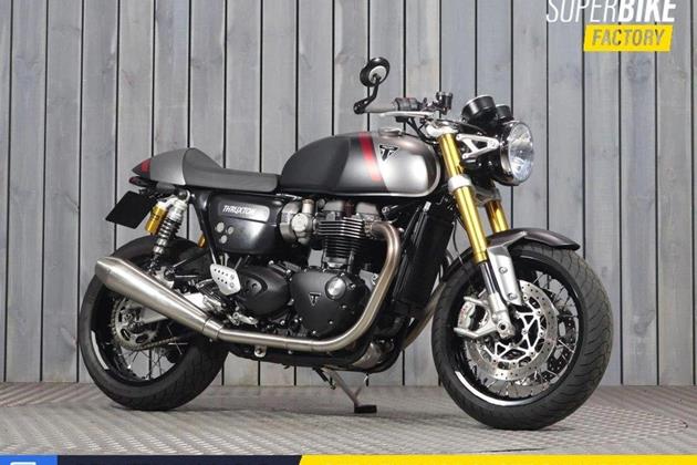 TRIUMPH THRUXTON 1200 RS