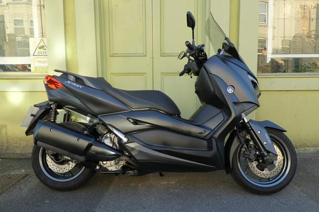 YAMAHA XMAX 300