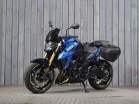 SUZUKI GSX-S750