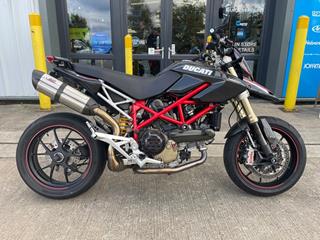 DUCATI HYPERMOTARD 1100S 