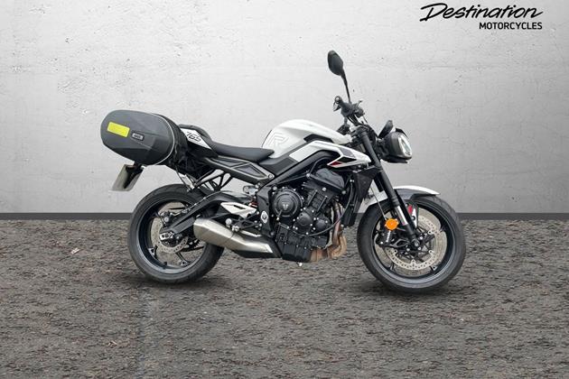 TRIUMPH STREET TRIPLE 765 R