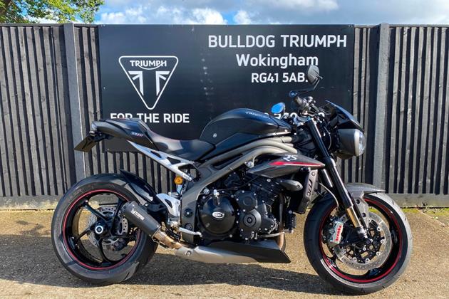 TRIUMPH SPEED TRIPLE 1050 RS