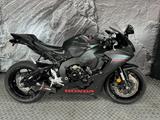 CBR1000RR FIREBLADE 