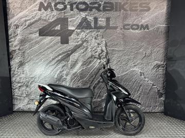 SUZUKI ADDRESS 125