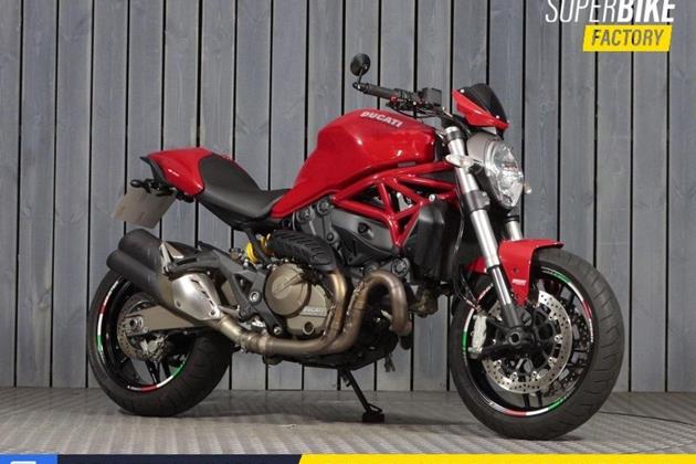 DUCATI MONSTER 821