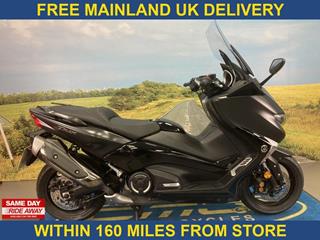 YAMAHA TMAX 530 